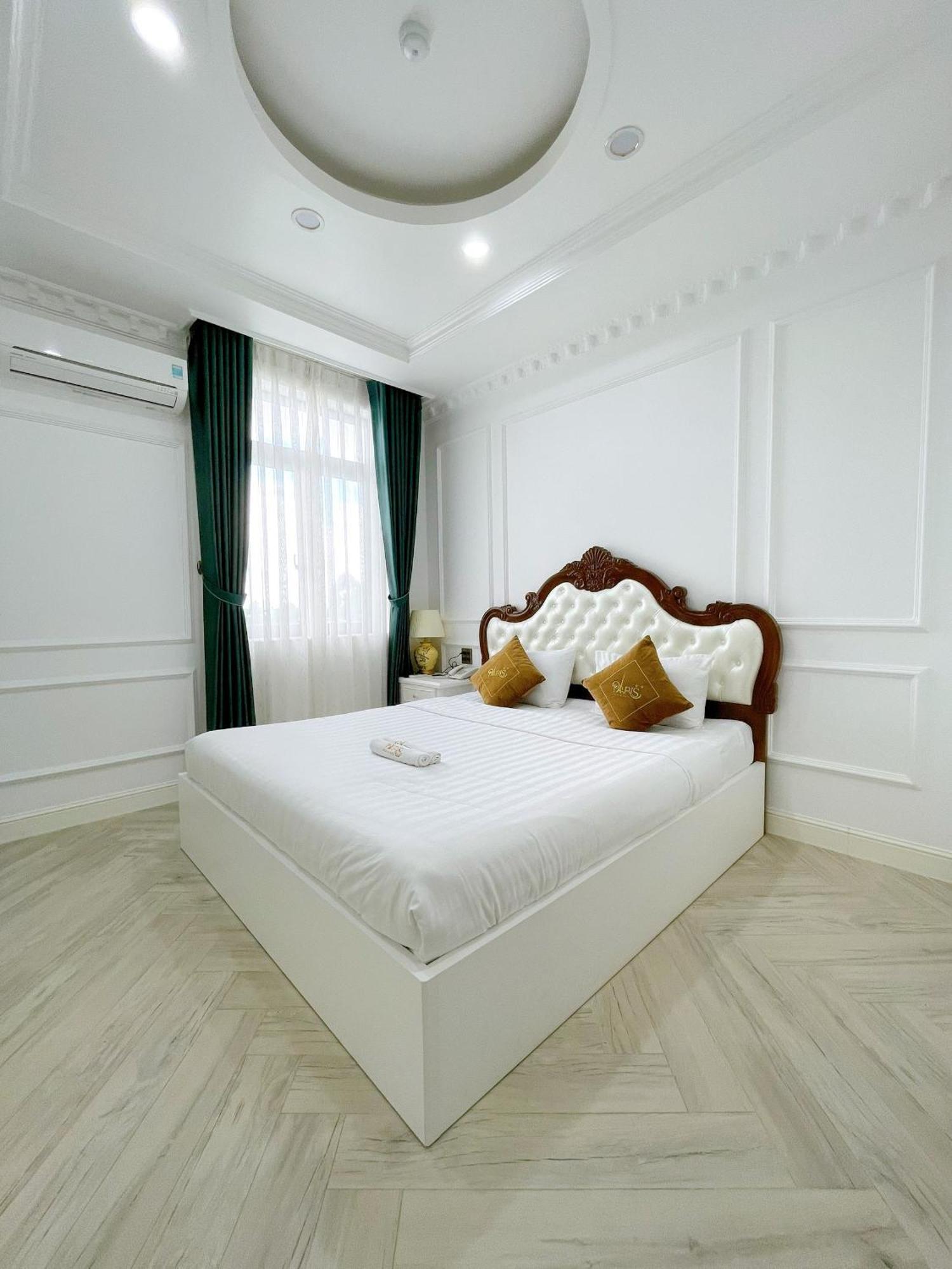 Paris Hotel & Cafe Vĩnh Long Extérieur photo